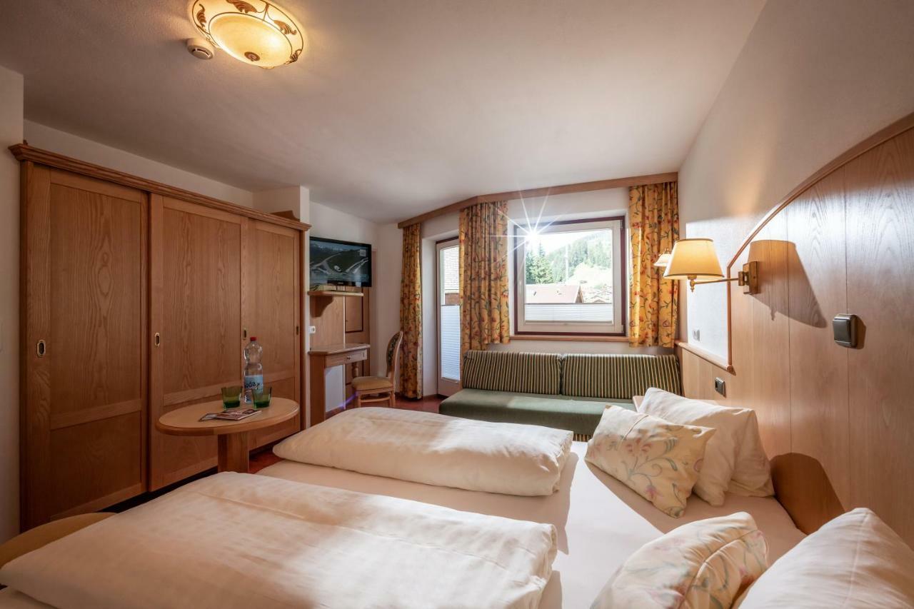 Alpenrose Hotel-Garni Герлос Экстерьер фото