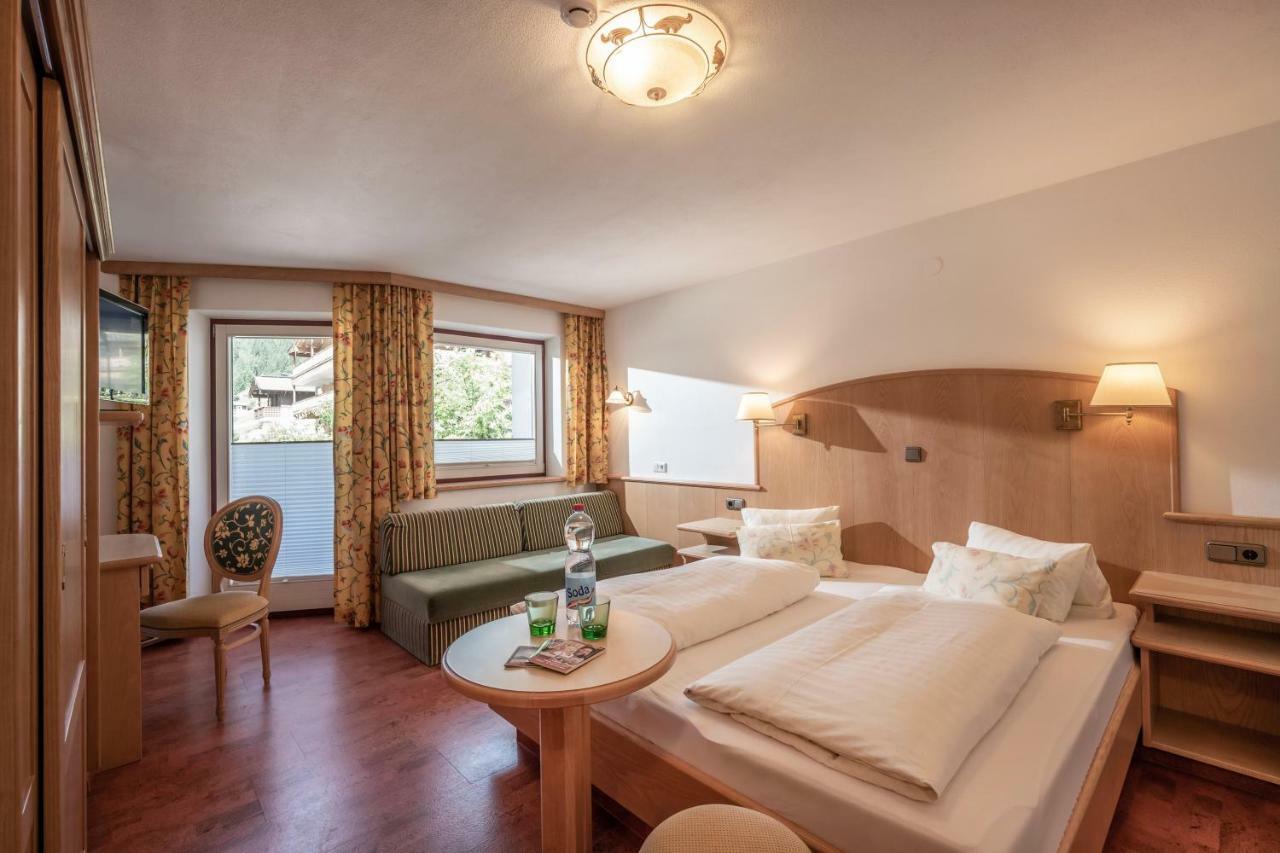 Alpenrose Hotel-Garni Герлос Экстерьер фото